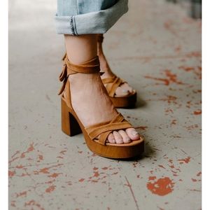 Steve Madden Rydley Suede Block Heels